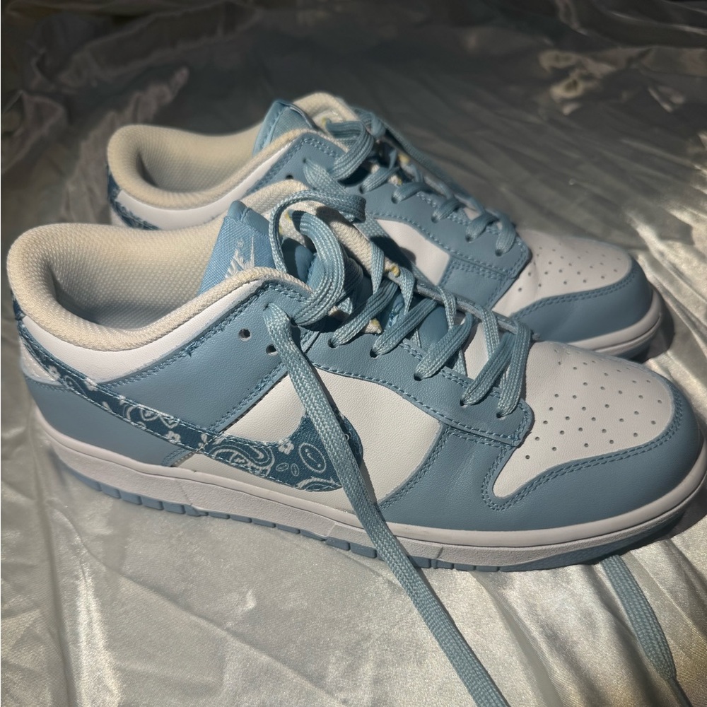 Nike Blue and White dunks